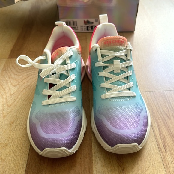 NWT Skechers Street with Memory Cloud Rainbow Size 6.5 - Picture 4 of 7